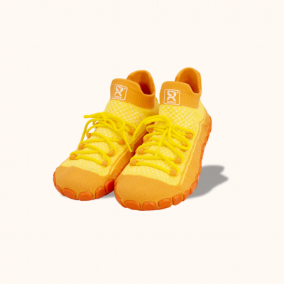 Dětské ponožkoboty žluté - s tkaničkami