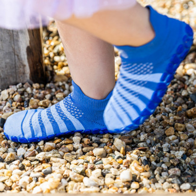 Dětské ponožkoboty modré - s pruhy