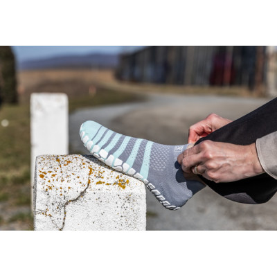 Juniorské ponožkoboty šedomint - s pruhy