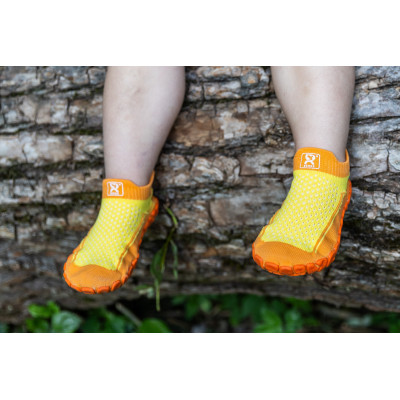 Dětské ponožkoboty žluté - hladké